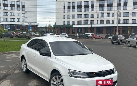 Volkswagen Jetta VI, 2011 год, 1 220 000 рублей, 4 фотография