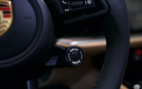 Porsche Cayenne III, 2024 год, 20 980 000 рублей, 20 фотография