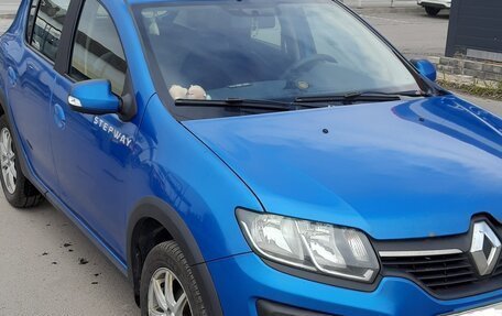 Renault Sandero II рестайлинг, 2015 год, 750 000 рублей, 2 фотография