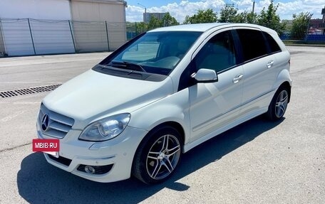Mercedes-Benz B-Класс, 2009 год, 980 000 рублей, 2 фотография