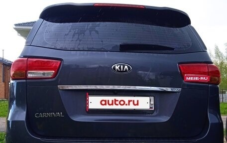 KIA Carnival III, 2015 год, 2 450 000 рублей, 6 фотография