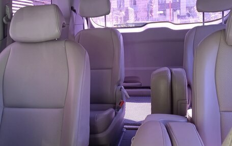 KIA Carnival III, 2015 год, 2 450 000 рублей, 16 фотография