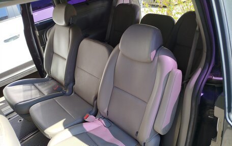 KIA Carnival III, 2015 год, 2 450 000 рублей, 30 фотография