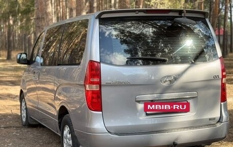 Hyundai Grand Starex Grand Starex I рестайлинг 2, 2011 год, 1 560 000 рублей, 4 фотография