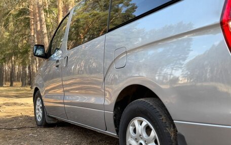 Hyundai Grand Starex Grand Starex I рестайлинг 2, 2011 год, 1 560 000 рублей, 10 фотография