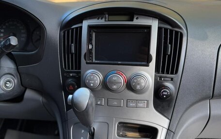 Hyundai Grand Starex Grand Starex I рестайлинг 2, 2011 год, 1 560 000 рублей, 24 фотография