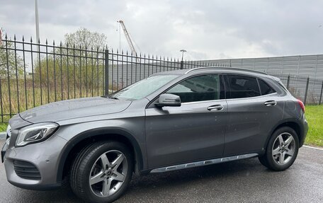 Mercedes-Benz GLA, 2018 год, 3 200 000 рублей, 3 фотография