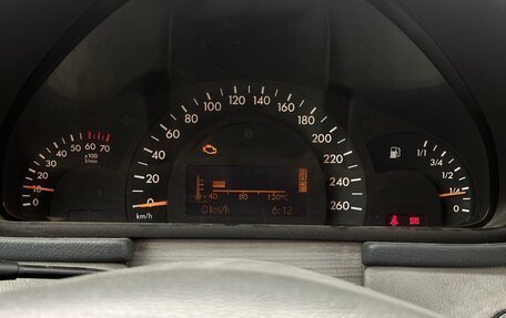 Mercedes-Benz C-Класс, 2002 год, 300 000 рублей, 12 фотография