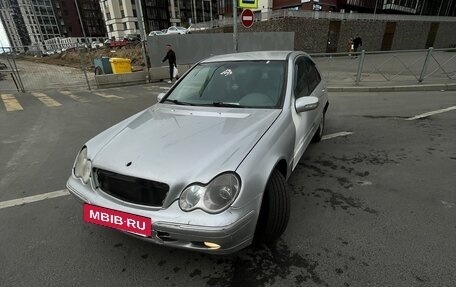 Mercedes-Benz C-Класс, 2002 год, 300 000 рублей, 2 фотография