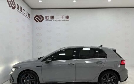 Volkswagen Golf VIII, 2022 год, 1 960 000 рублей, 4 фотография