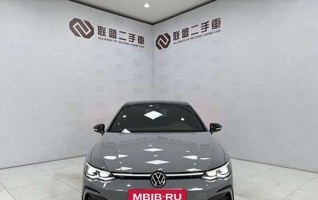 Volkswagen Golf VIII, 2022 год, 1 960 000 рублей, 2 фотография