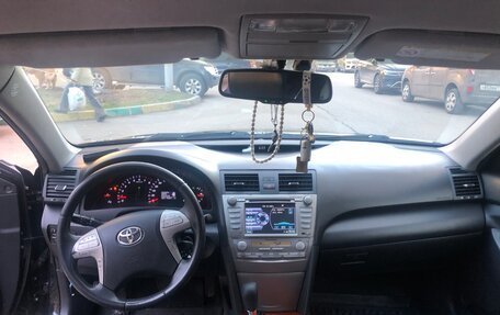 Toyota Camry, 2010 год, 1 100 000 рублей, 2 фотография