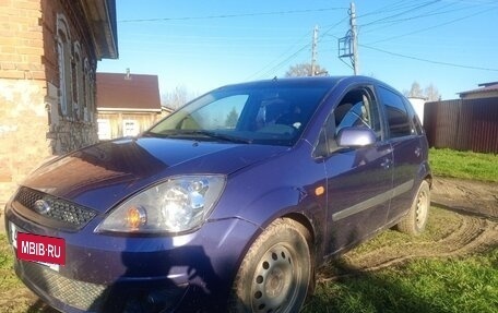 Ford Fiesta, 2007 год, 650 000 рублей, 2 фотография