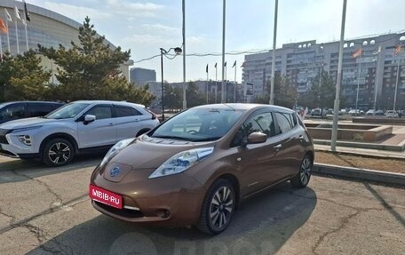 Nissan Leaf I, 2017 год, 760 000 рублей, 1 фотография