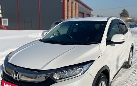 Honda Vezel, 2019 год, 2 150 000 рублей, 2 фотография