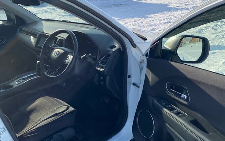Honda Vezel, 2019 год, 2 150 000 рублей, 18 фотография