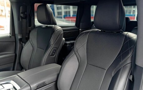 Toyota Alphard, 2023 год, 13 490 000 рублей, 12 фотография