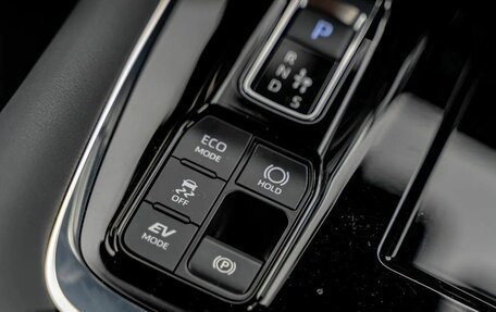 Toyota Alphard, 2023 год, 13 490 000 рублей, 31 фотография
