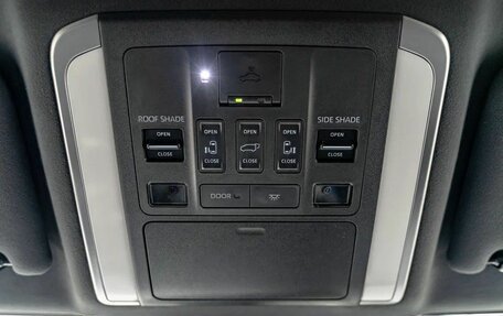 Toyota Alphard, 2023 год, 13 490 000 рублей, 25 фотография