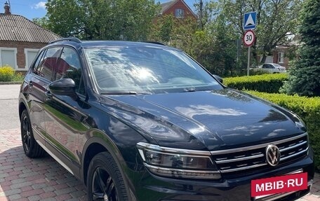 Volkswagen Tiguan II, 2020 год, 3 990 000 рублей, 6 фотография