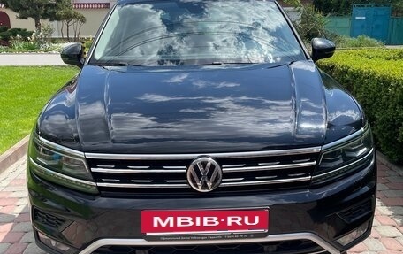 Volkswagen Tiguan II, 2020 год, 3 990 000 рублей, 5 фотография