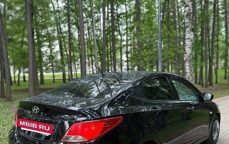Hyundai Solaris II рестайлинг, 2015 год, 750 000 рублей, 3 фотография