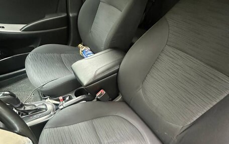 Hyundai Solaris II рестайлинг, 2015 год, 750 000 рублей, 5 фотография