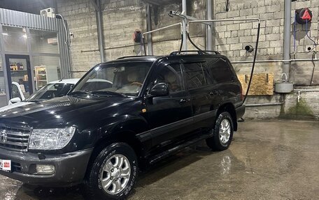 Toyota Land Cruiser 100 рестайлинг 2, 2007 год, 2 100 000 рублей, 6 фотография
