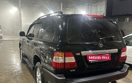 Toyota Land Cruiser 100 рестайлинг 2, 2007 год, 2 100 000 рублей, 8 фотография