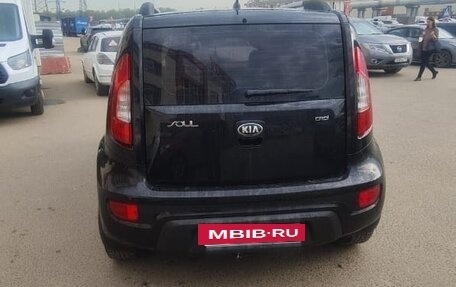 KIA Soul I рестайлинг, 2012 год, 900 000 рублей, 16 фотография