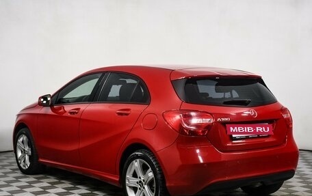 Mercedes-Benz A-Класс, 2013 год, 1 340 000 рублей, 7 фотография