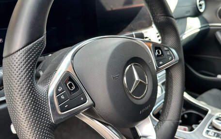 Mercedes-Benz E-Класс, 2018 год, 3 275 000 рублей, 3 фотография
