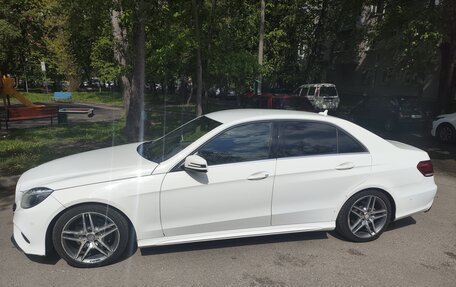 Mercedes-Benz E-Класс, 2015 год, 2 250 000 рублей, 2 фотография