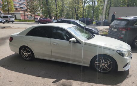 Mercedes-Benz E-Класс, 2015 год, 2 250 000 рублей, 3 фотография