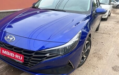 Hyundai Elantra, 2020 год, 2 300 000 рублей, 2 фотография