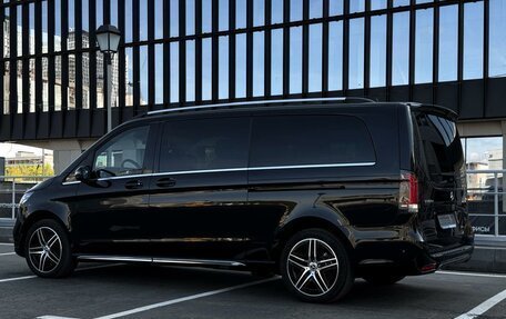 Mercedes-Benz V-Класс, 2024 год, 14 800 000 рублей, 23 фотография