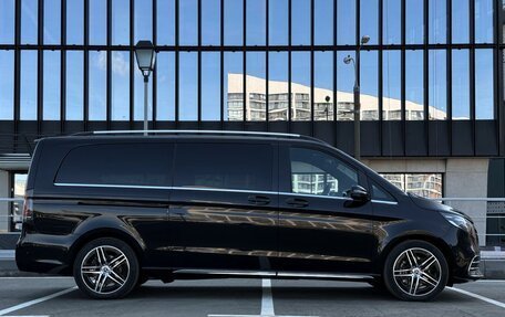 Mercedes-Benz V-Класс, 2024 год, 14 800 000 рублей, 18 фотография