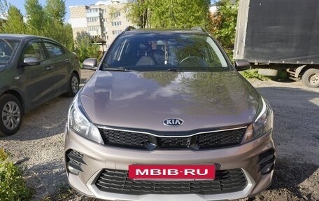 KIA Rio IV, 2021 год, 1 900 000 рублей, 3 фотография