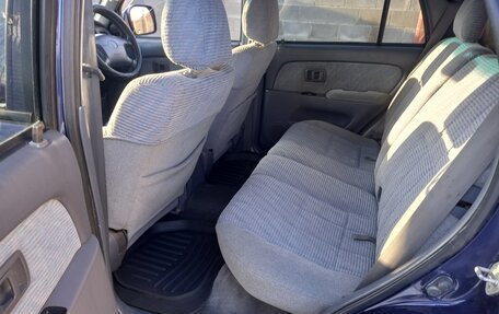 Toyota Hilux Surf III рестайлинг, 1997 год, 1 150 000 рублей, 17 фотография
