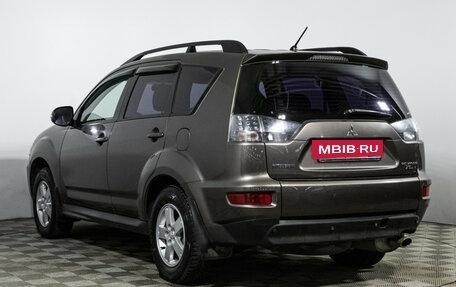 Mitsubishi Outlander III рестайлинг 3, 2011 год, 838 585 рублей, 7 фотография