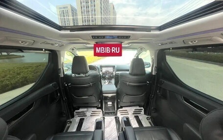 Toyota Vellfire II, 2022 год, 8 345 000 рублей, 4 фотография