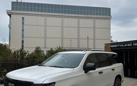 Cadillac Escalade V, 2023 год, 15 200 000 рублей, 9 фотография