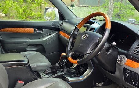 Toyota Land Cruiser Prado 120 рестайлинг, 2005 год, 1 690 000 рублей, 8 фотография