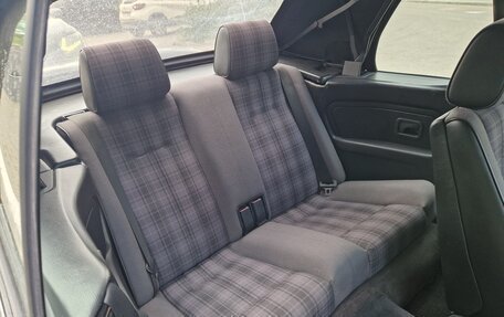 BMW 3 серия, 1986 год, 2 500 000 рублей, 11 фотография
