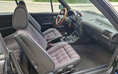 BMW 3 серия, 1986 год, 2 500 000 рублей, 10 фотография