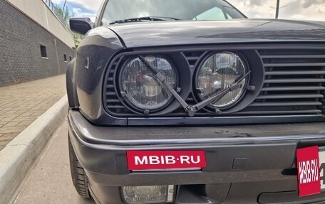 BMW 3 серия, 1986 год, 2 500 000 рублей, 14 фотография