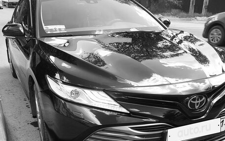 Toyota Camry, 2021 год, 3 540 000 рублей, 7 фотография