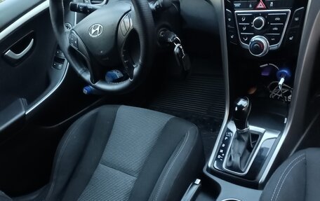 Hyundai i30 II рестайлинг, 2012 год, 950 000 рублей, 3 фотография