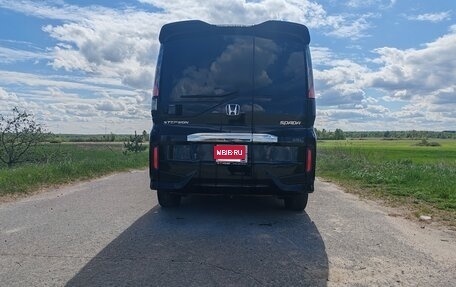 Honda Stepwgn IV, 2015 год, 1 750 000 рублей, 3 фотография