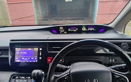 Honda Stepwgn IV, 2015 год, 1 750 000 рублей, 12 фотография